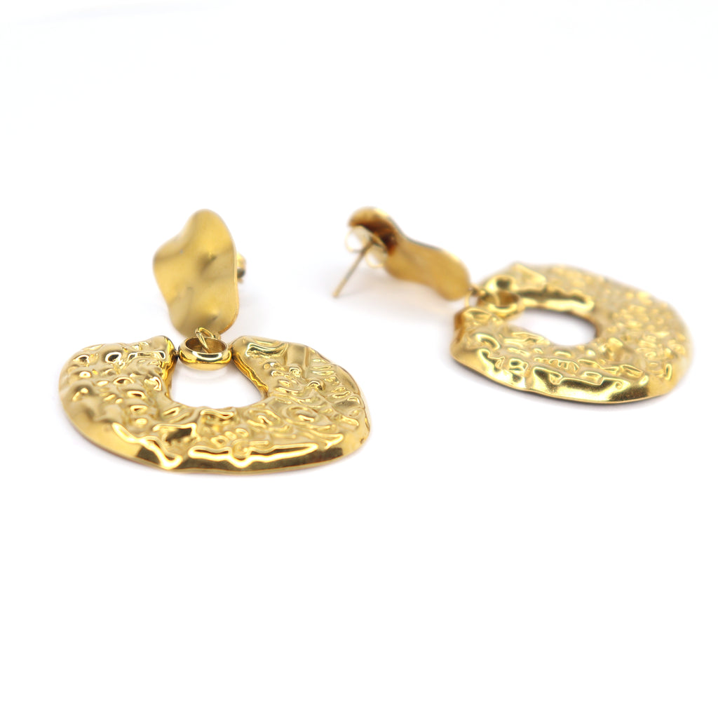 SOHIRA  Pebbled Square Chunky Earring | 18K Gold Plated