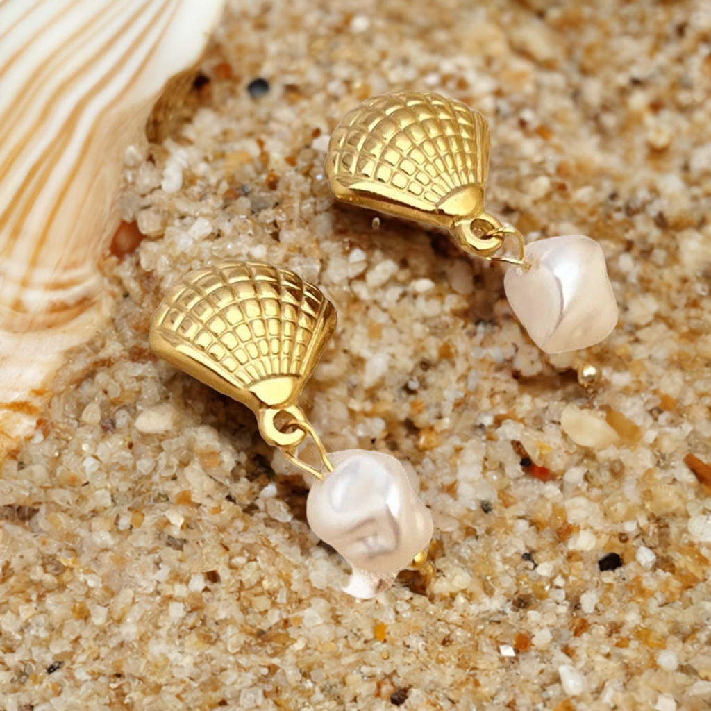 Shell Pearl Earring | 18K Gold Plated